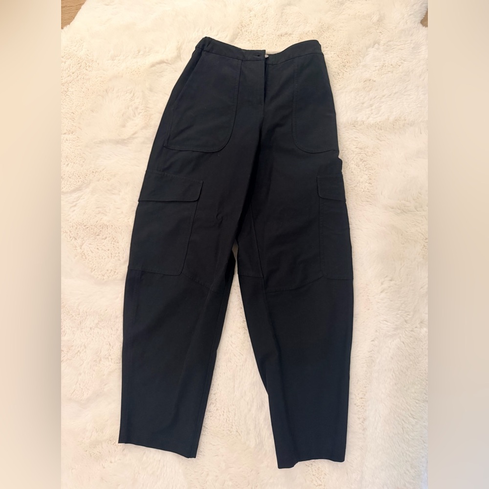lululemon athletica Women‘s Black Cargo Pants